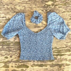 Abercrombie & Fitch Blue Floral Blouse with matching scrunchie